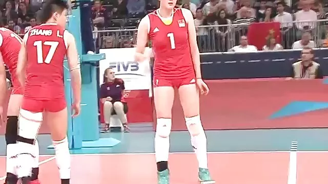 Nikki Darling nagy cicik BDSM-rajongót rossz és durva bánásmódban részesítik