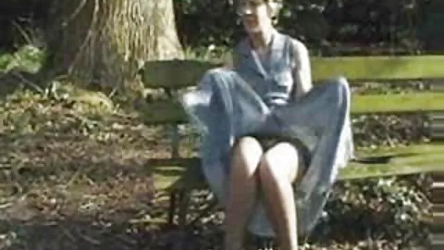 Lábszárú barna édes kutyus támadást kapott a biliárdasztal közelében felnott filmek videa
