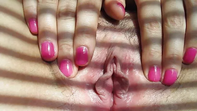 Torrid szőke sexpot pornofilmek ingyen Tasha Reign kemény kutyus stílust csavart a konyhában